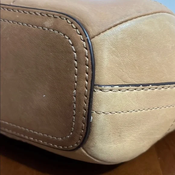 Coach Signature Monogram Shoulder Bag - Authentic - Picture 5 of 16